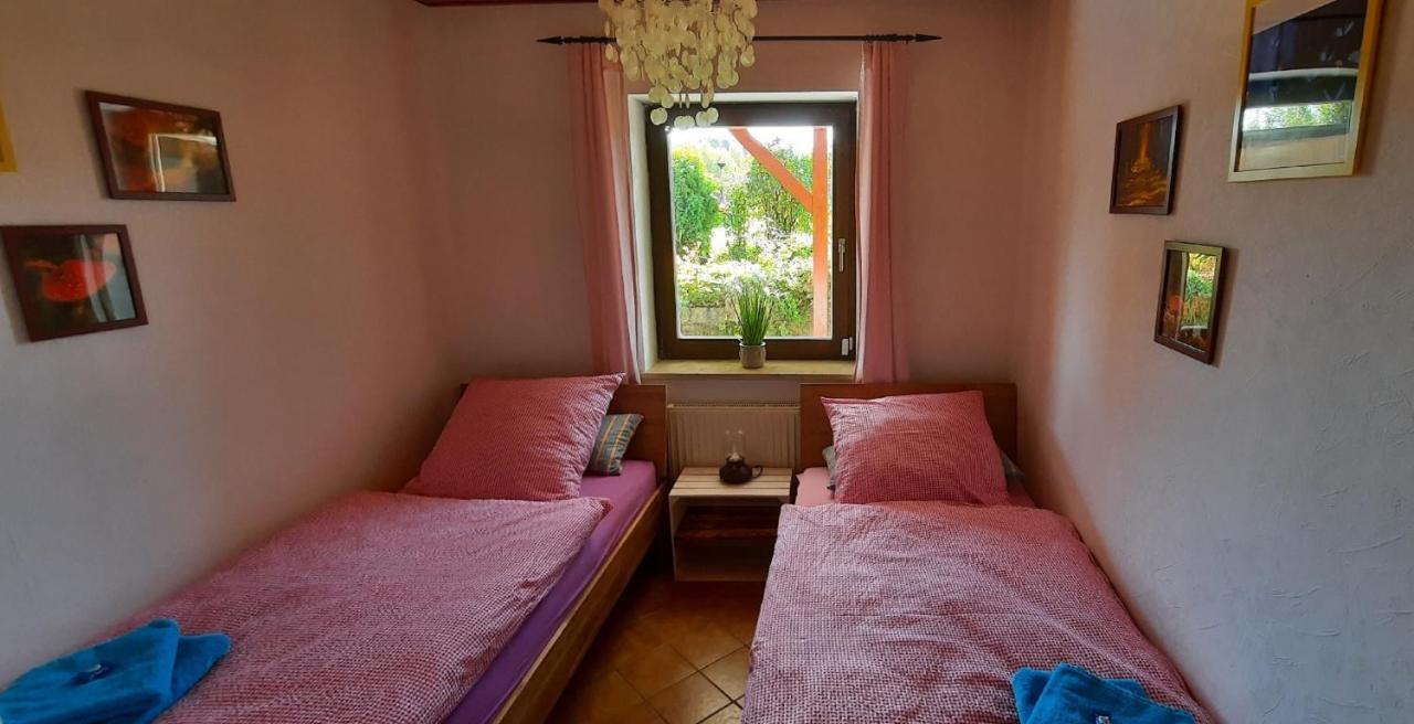 Ferienwohnung Nikoll/Simon Schnaittach Bagian luar foto